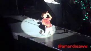 121208 SHINee World Concert 2 Singapore - Ring Ding Dong (Sexy Jonghyun)