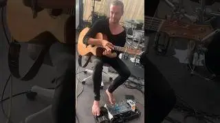 Fanned frets and tapping