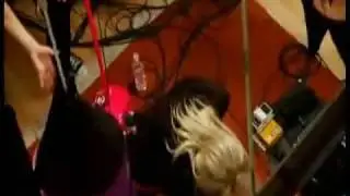 Everything back but you - Avril Lavigne - Merry Christmas