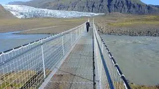 Hängebrücke zur Gletscherzunge