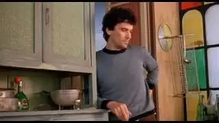 Scusate il ritardo - Non vengo neanche dopo la bottiglia (Massimo Troisi)