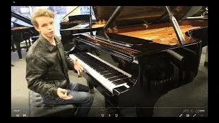 Yamaha CFX vs. Yamaha CF3 (In Depth Review)