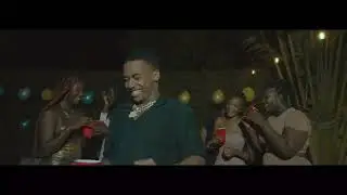 Latino - Apoutchou Vs Skinny ( Clip Officiel )