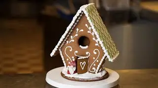 Short video – Lundbergs konditori – dekorera pepparkakshus med Moa Brink
