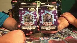 PACK OPENING/ PACK BATTLE. GIBBLES VS DANNY WHO WILL PULL LESS BAD
