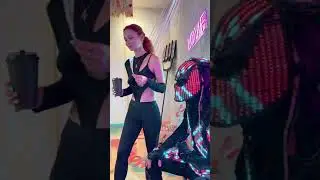 Хищник сел на шпагат и сломался