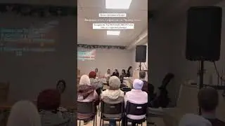 На Богослужінні серед тижня
