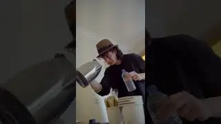 oteldeki kettle, ketıl veya su ısıtıcı