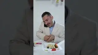 Дядя Алик первый раз заказал роллы😂😂😂 