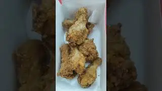 A quick review of no 1 UK fried chicken. #ukfriedchicken #chickenwings #burger #filletburger #wings