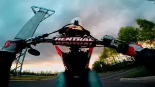 HUSQVARNA 125 GOPRO Wheelie training