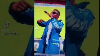 🎵 Live in the moment, sharing my music with incredible fans! 🎶