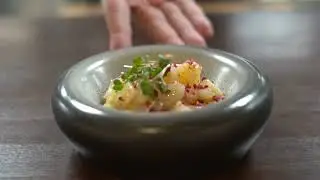 Тартар и гребешка, Камчатский краб с бриошем