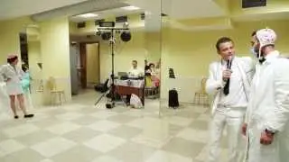 Невероятный поцелуй свидетелей на свадьбе!