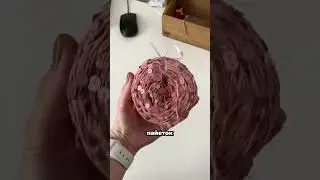 Топ из пайеток крючком 