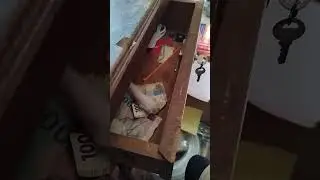Misteri Raibnya Uang di Laci