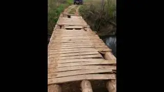 Мост на озеро полубарское