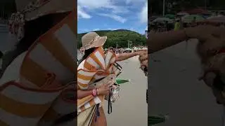 Как реагируют прохожие на Басю?