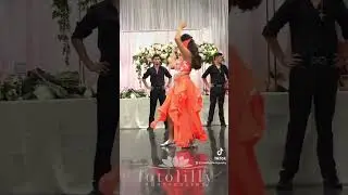 MORE OF THIS AMAZING BAILE SORPRESA! 😍😍 FULL VIDEO SOON 