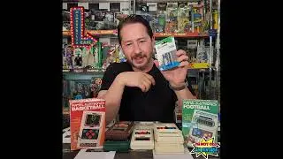Juegos de bolsillo en MEMORABILIA CAFE