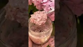 Çilekli parfe || Sağlıklı probiyotik ile kahvaltı ve ara öğün || Strawberry yogurt #shorts #fyp