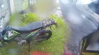 BM Motard дождь