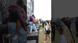Me getting carried off stage to my fans!!🇨🇲
