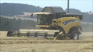 Žně 2022- Claas Lexion 600 a New Holland  CX 8070. 2x-McCormick