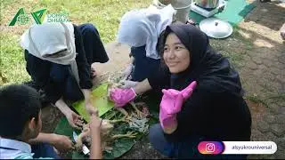 SMP Islam Al Syukro Universal - Praktek Penyembelihan Ayam