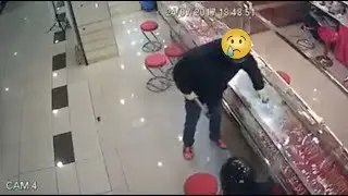 Kompilasi CCTV Tidak Pernah Berhenti Merakam