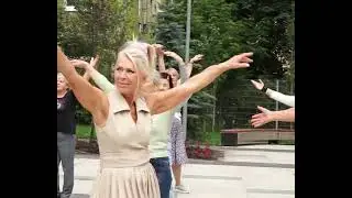 Танцевальный флешмоб «Москва — лучший город Земли»