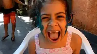 LEARN COLORS 3 (WITH MY COUSIN)