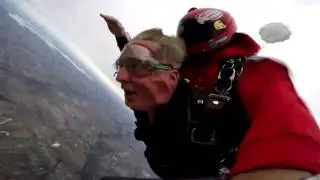 Don Peteuil Skydiving