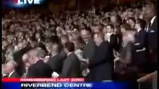 A QUIEN SALUDAN 2