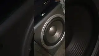 what is going on ? very strange speakers I don't have a clue. speakers that's not plugged in?