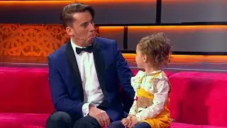 Лучше всех - Маленькая девочкаб эксперт по известным картинам, 2019