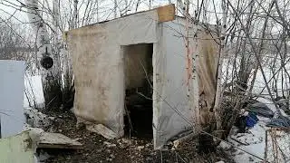 ПО ВОДЕ НА ЛЫЖАХ, СТРОЙКА ШАЛАША