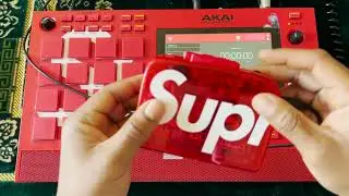 Making a Hip-hop Instrumental beat from cassette tape | Supreme Akai MPC Live II