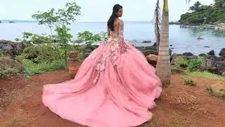 Daniela Sofia Intro