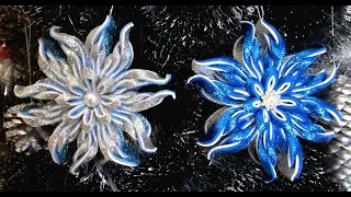 СНЕЖИНКИ из фоамирана. / УКРАШЕНИЕ НА  ЕЛКУ.