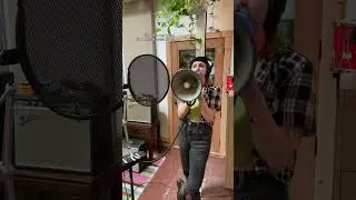 Was as simple as that 📢 #newmusic #recordingstudio #wordvomit #y2k #nostalgic #megaphone #musician