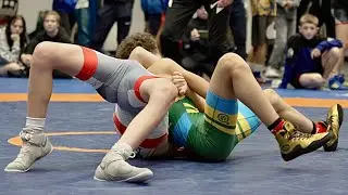 U13 Sander Visnapuu (EST) vs Damian Verdier (SWE) 47kg. Greco-r boys youth wrestling. B-cam-man