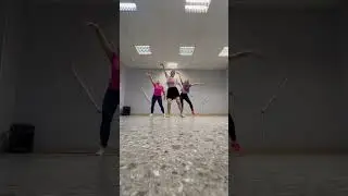 Танцуем бачату🎶Shakira & Prince Royce Deja vu #dance#latinamix#justdance#bachata#бачата#танцымосква