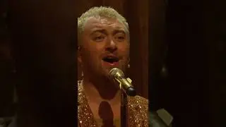 Serenading a true icon on SNL  💛 