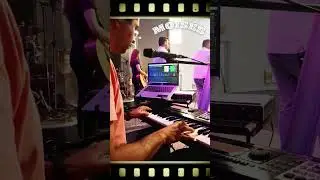 MOISÉS