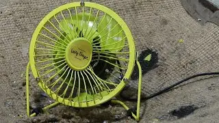 Smash Lazy Dayz Mini USB Desk Fan