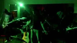 Vitrola 4 - Never There no AGosto do Rock!