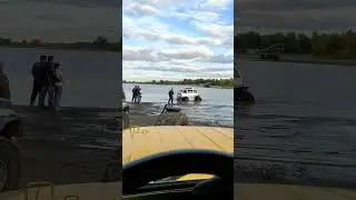 Микрик которому море по колено))) 