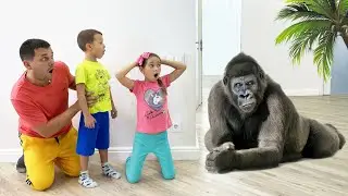 Sofia and dad are having a fun time at the zoo