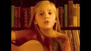 Maisy Stella // 